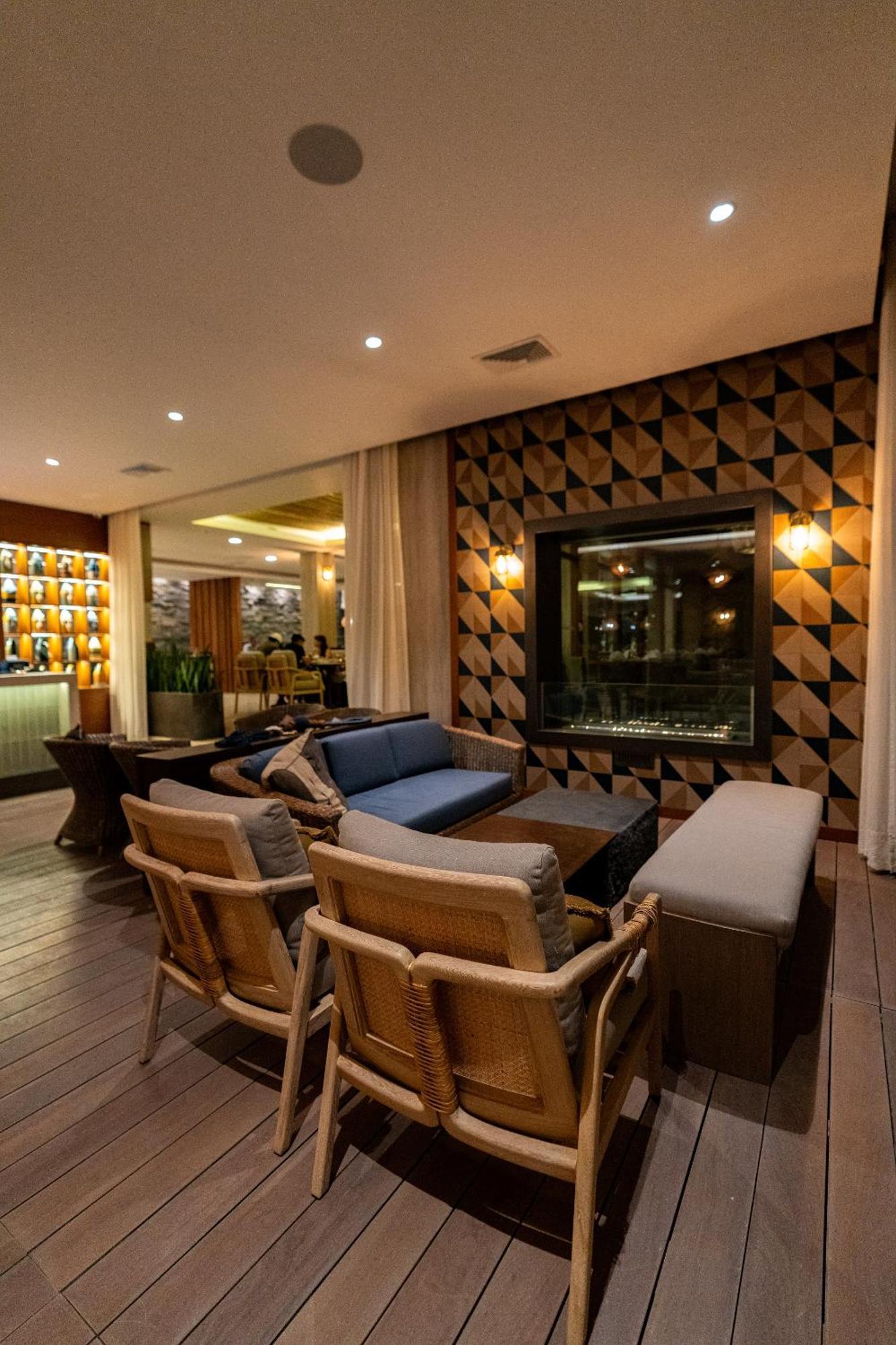 The Legend Paracas Resort, A Destination By Hyatt Hotel Exterior photo The bar at the 10th floor